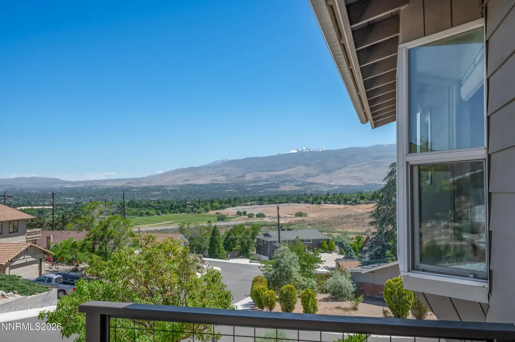 3301 Lodestar Reno NV 89503