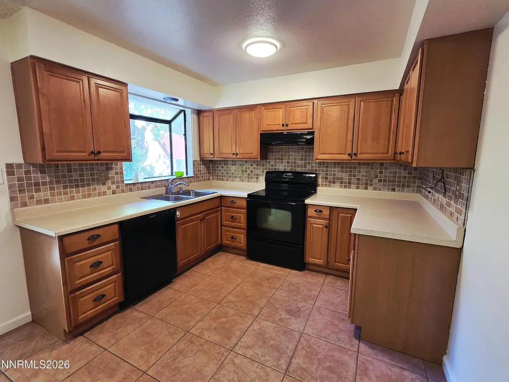 6450 Lotus Reno NV 89506