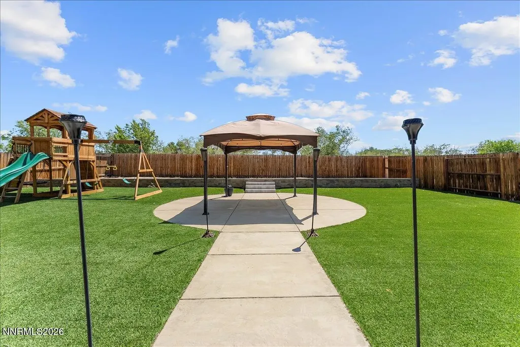 2267 Hayfield Fernley NV 89408