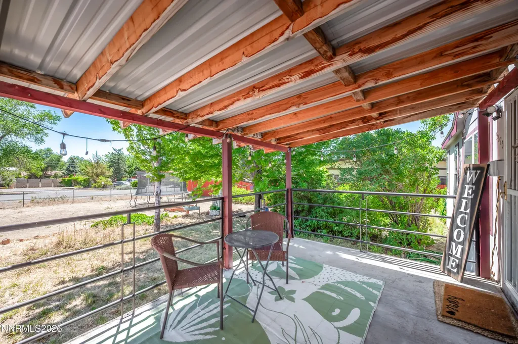 5625 Duclercque Sun Valley NV 89433