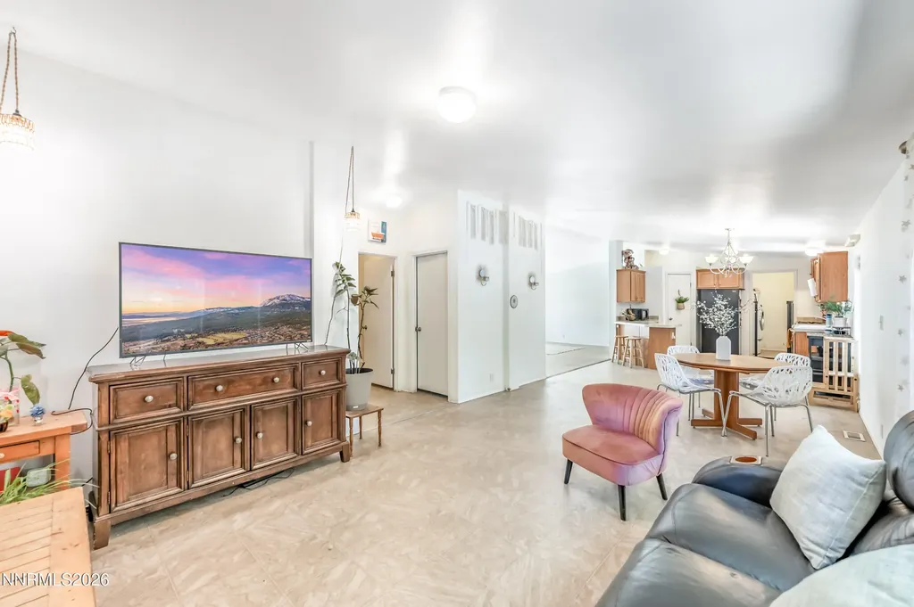 5625 Duclercque Sun Valley NV 89433