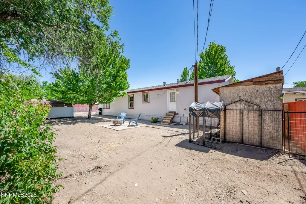 5625 Duclercque Sun Valley NV 89433