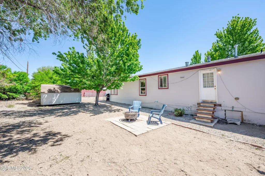 5625 Duclercque Sun Valley NV 89433