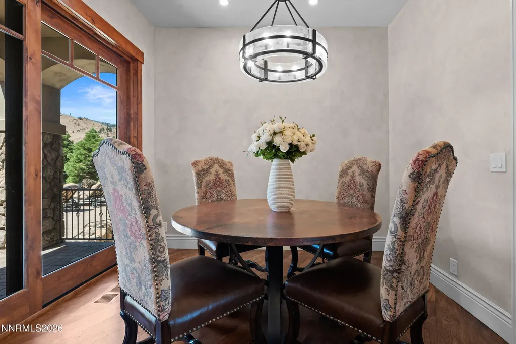 4816 Piney Woods Reno NV 89519