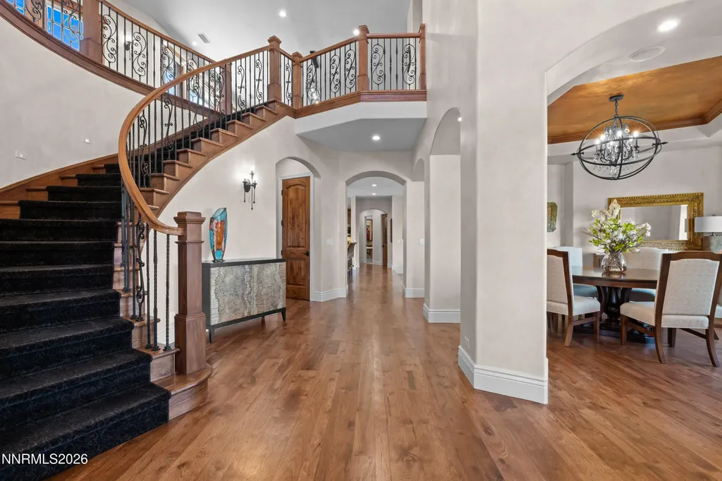 4816 Piney Woods Reno NV 89519