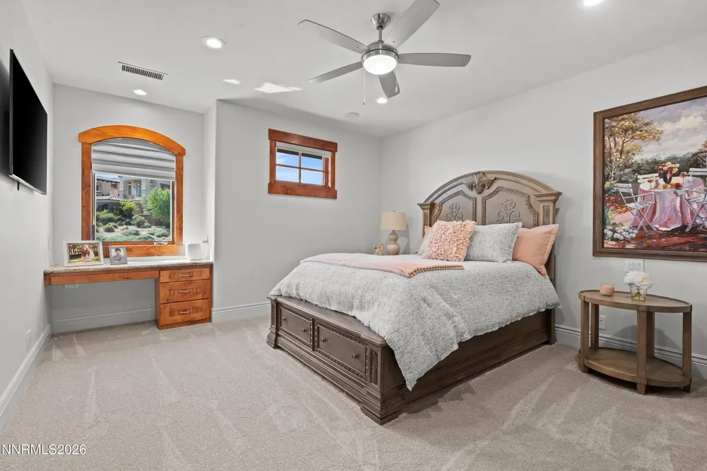 4816 Piney Woods Reno NV 89519