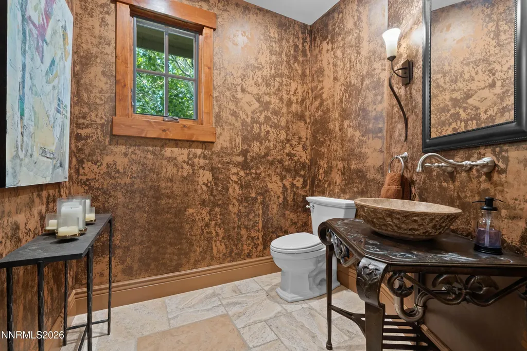 4816 Piney Woods Reno NV 89519