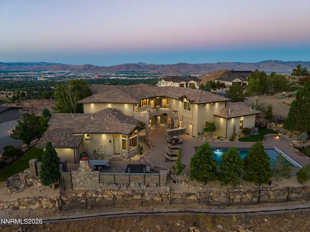 4816 Piney Woods Reno NV 89519