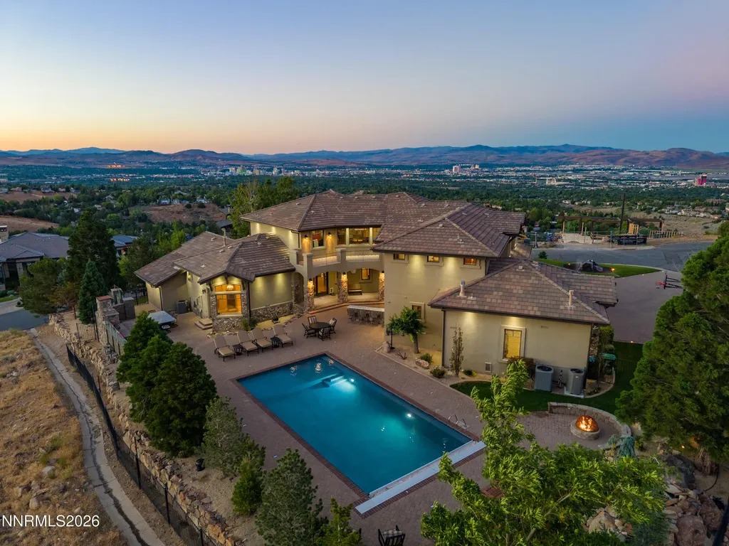 4816 Piney Woods Reno NV 89519