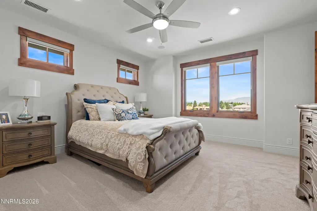 4816 Piney Woods Reno NV 89519