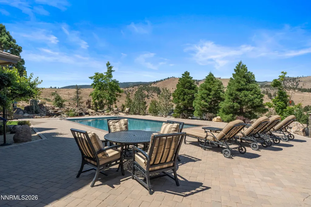 4816 Piney Woods Reno NV 89519