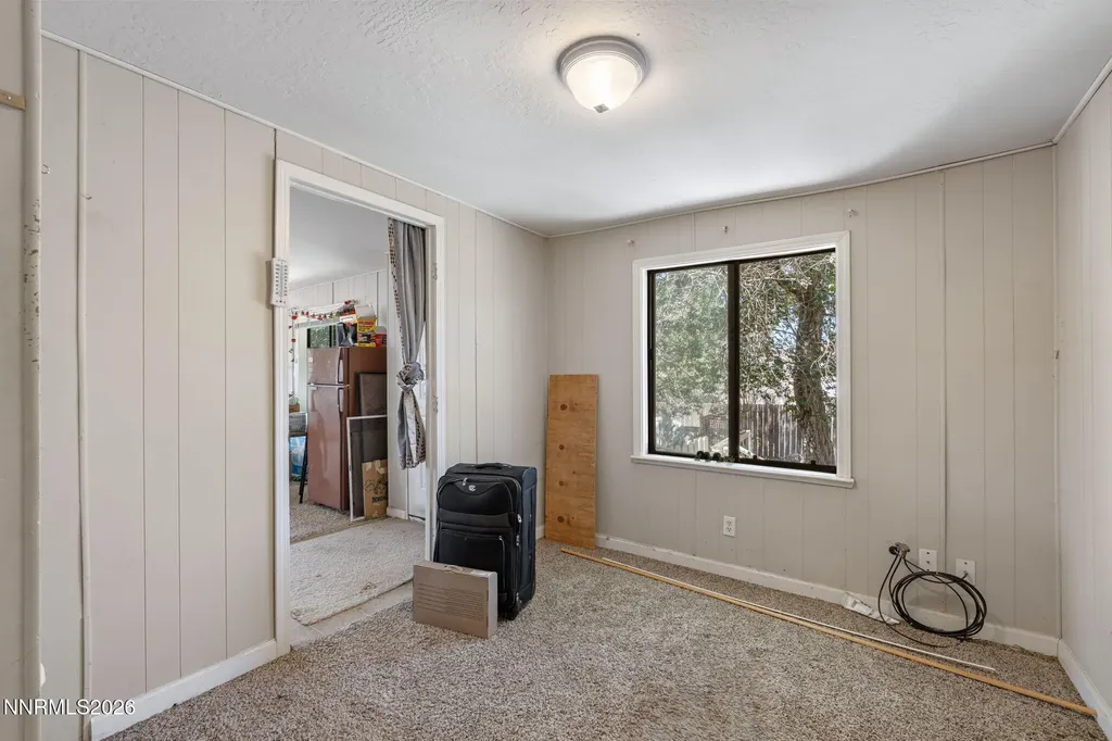 5385 Madeiros Sun Valley NV 89433