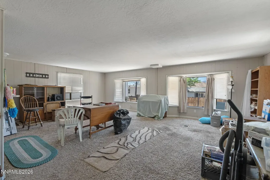 5385 Madeiros Sun Valley NV 89433