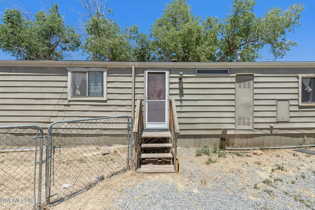 5385 Madeiros Sun Valley NV 89433