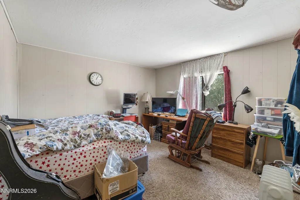 5385 Madeiros Sun Valley NV 89433