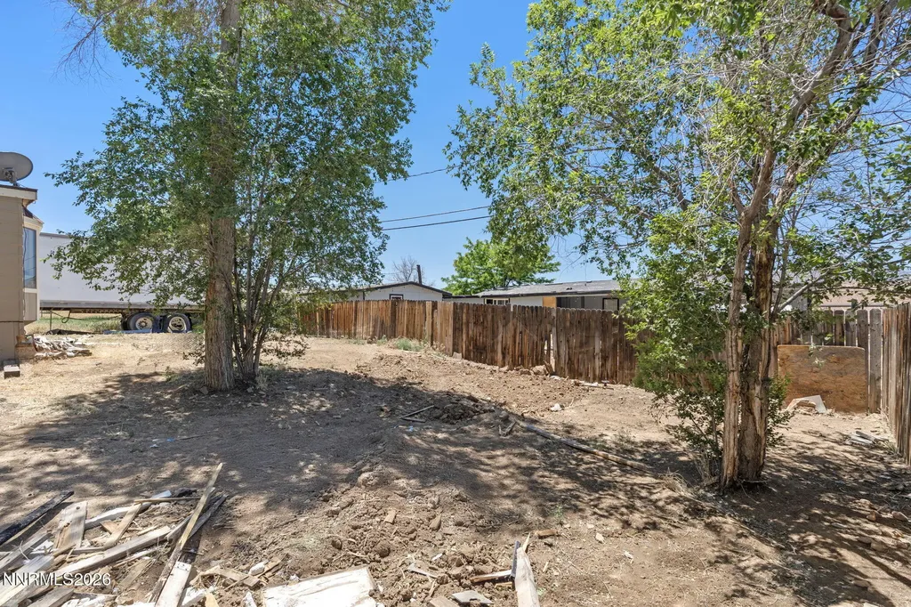 5385 Madeiros Sun Valley NV 89433