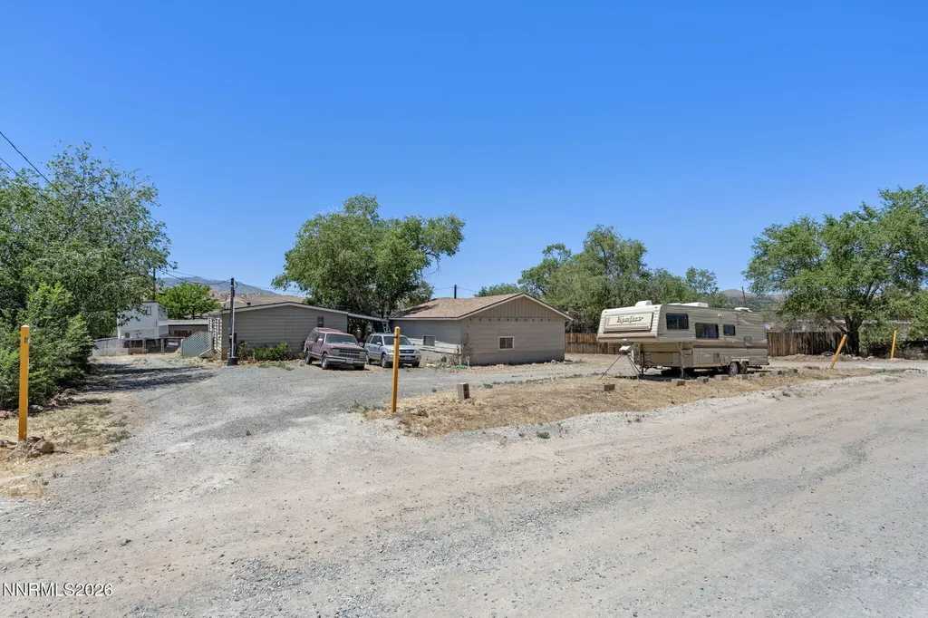 5385 Madeiros Sun Valley NV 89433