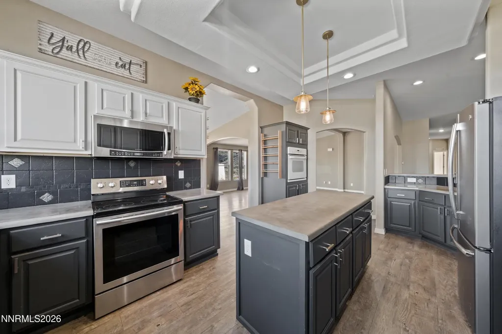 16105 Frontier Reno NV 89508