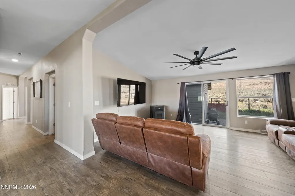 16105 Frontier Reno NV 89508