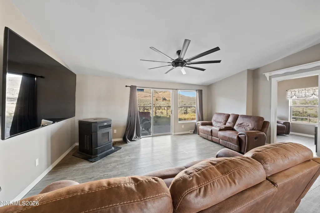 16105 Frontier Reno NV 89508