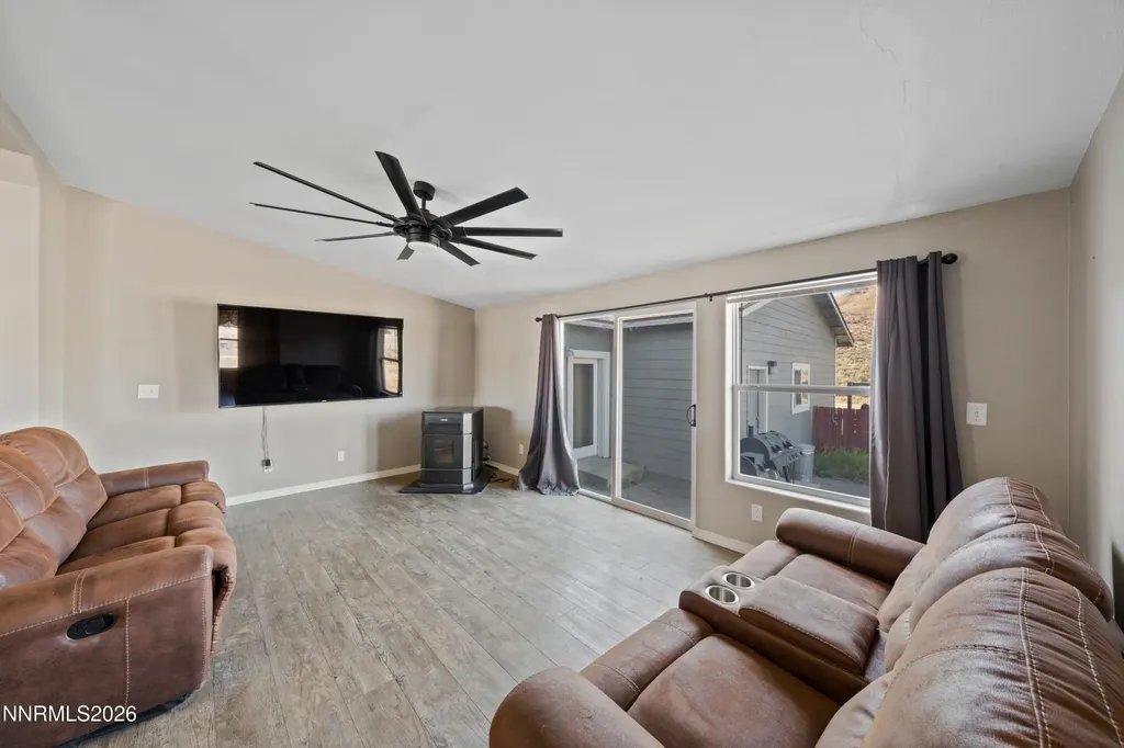 16105 Frontier Reno NV 89508