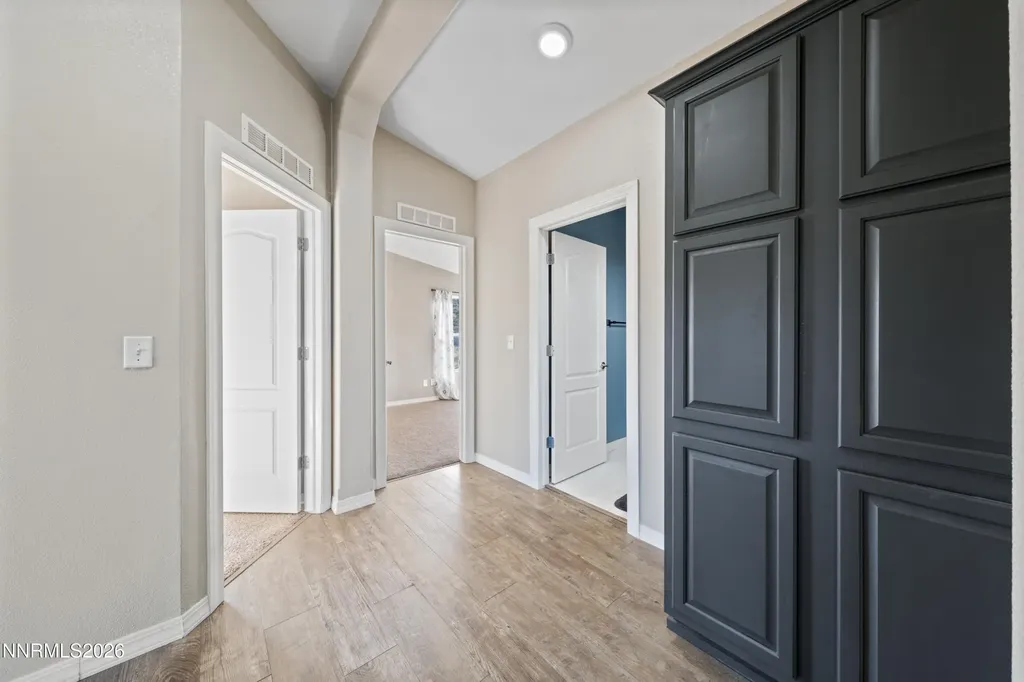 16105 Frontier Reno NV 89508