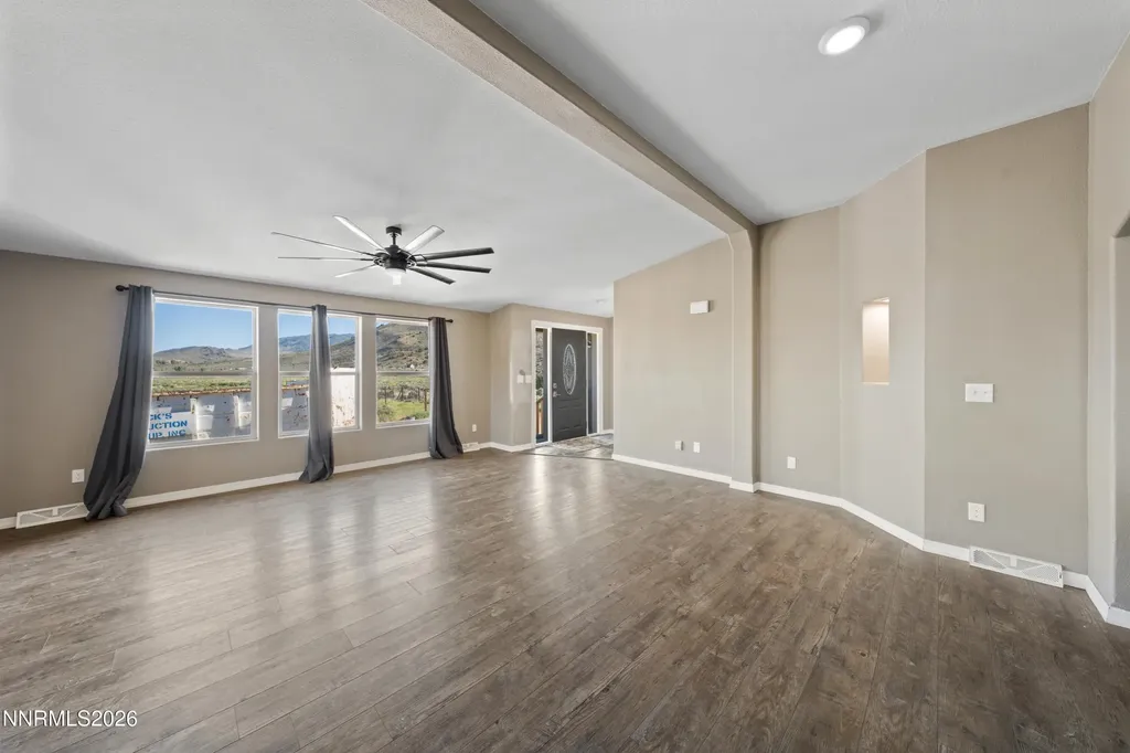 16105 Frontier Reno NV 89508