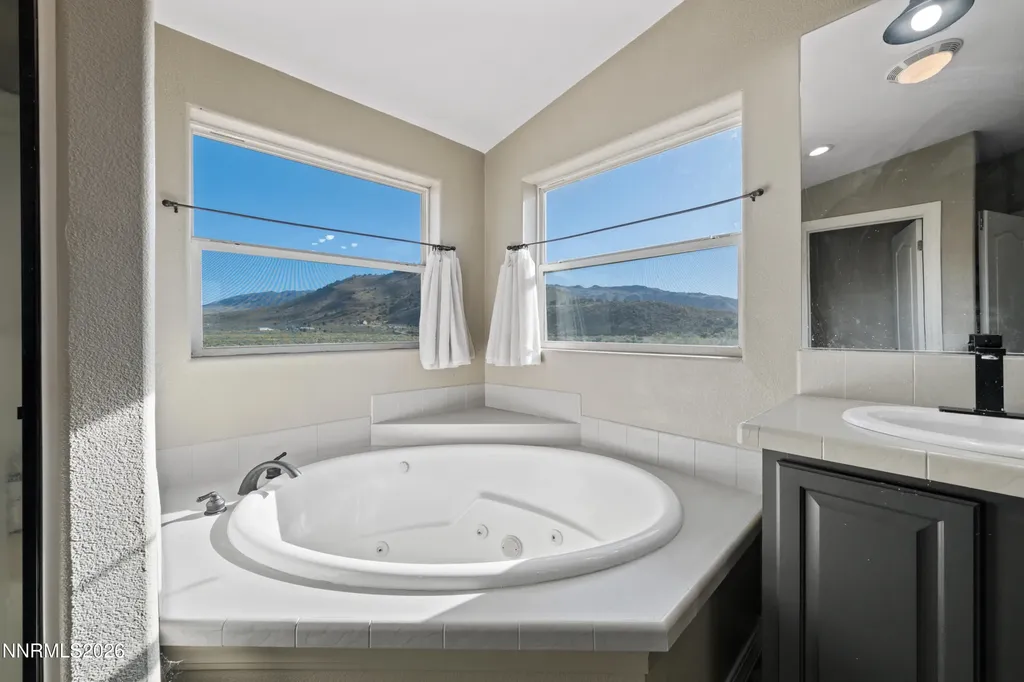 16105 Frontier Reno NV 89508