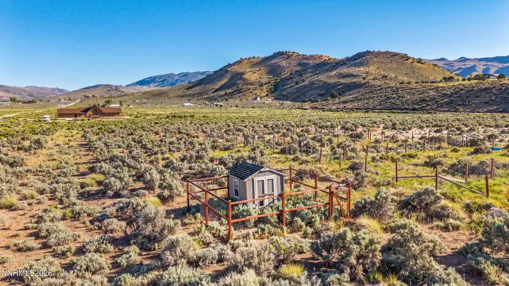 16105 Frontier Reno NV 89508