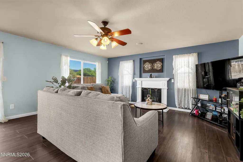 363 Emigrant Fernley NV 89408
