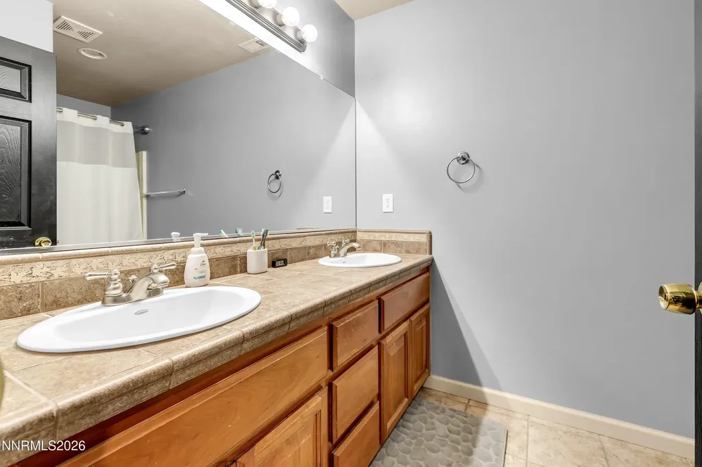 363 Emigrant Fernley NV 89408