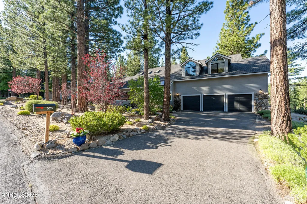 525 Piney Creek Reno NV 89511
