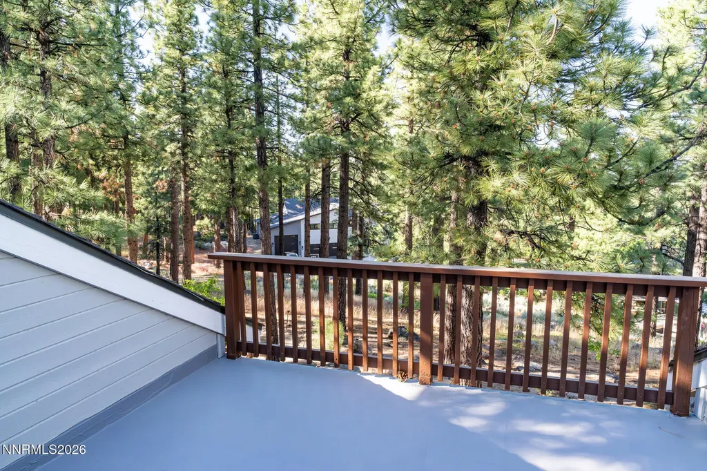 525 Piney Creek Reno NV 89511