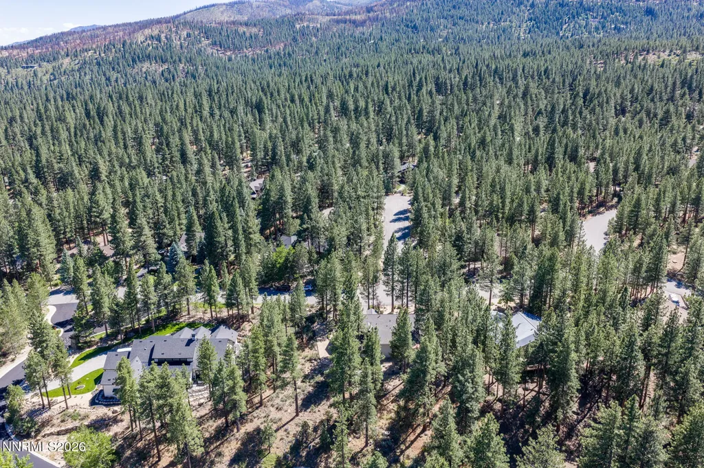 525 Piney Creek Reno NV 89511