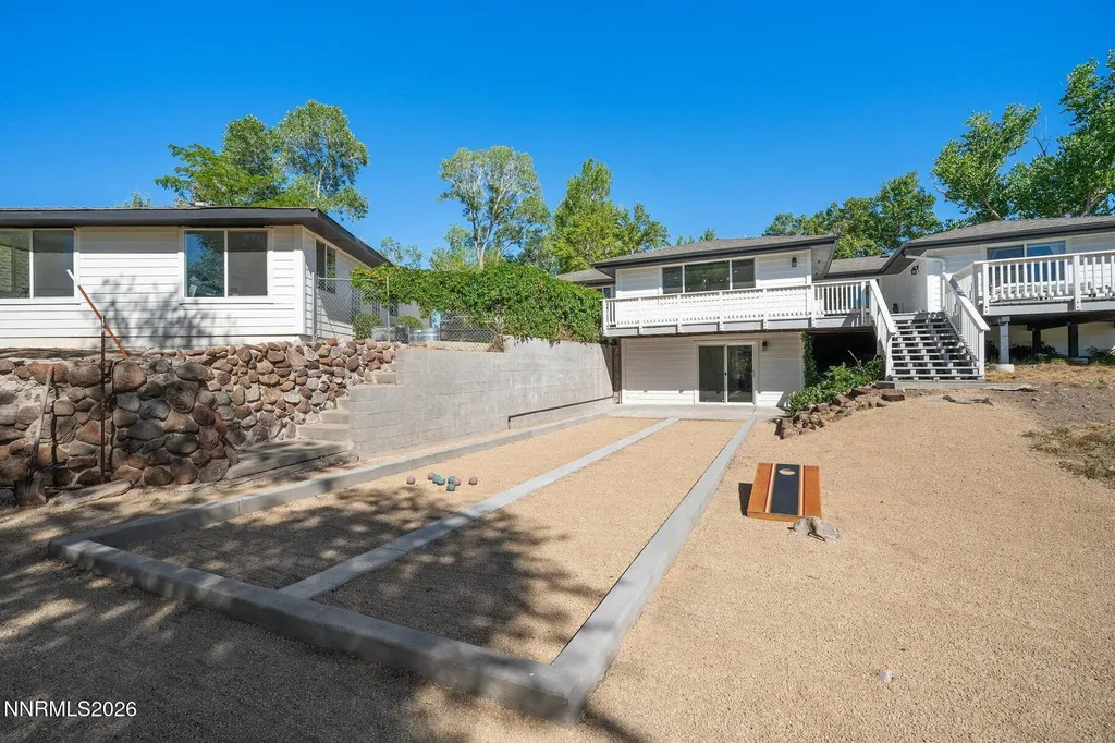 3855 Fairview Reno NV 89511