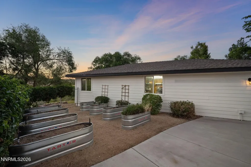 3855 Fairview Reno NV 89511