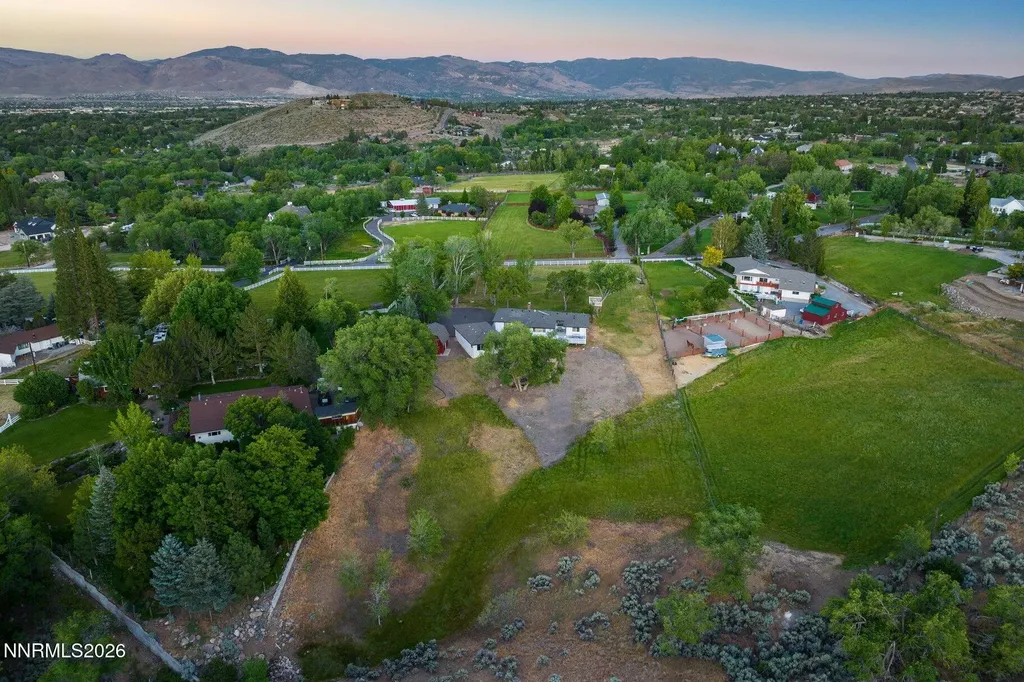 3855 Fairview Reno NV 89511