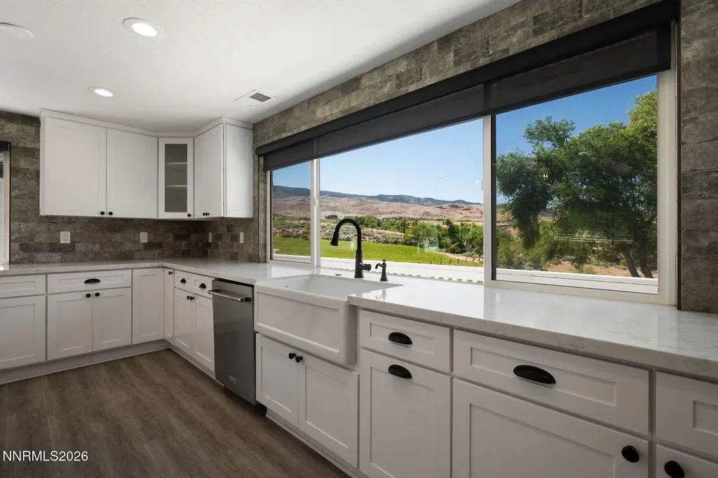 3855 Fairview Reno NV 89511