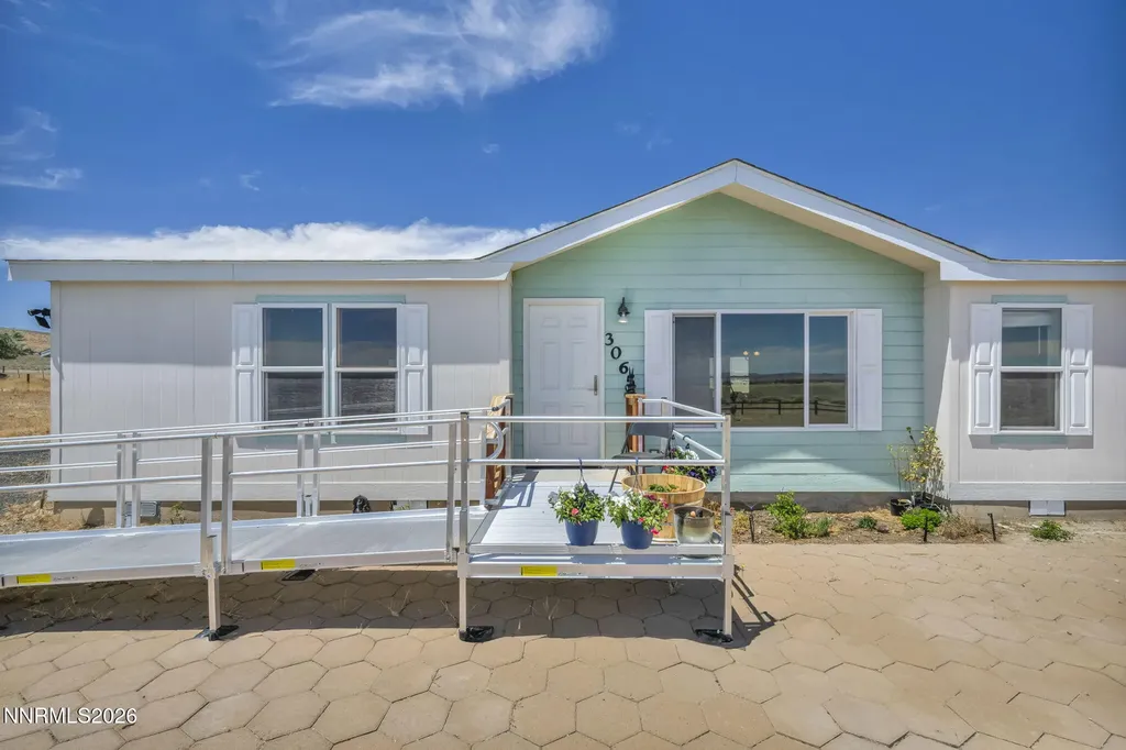 3065 Dayton Silver Springs NV 89429
