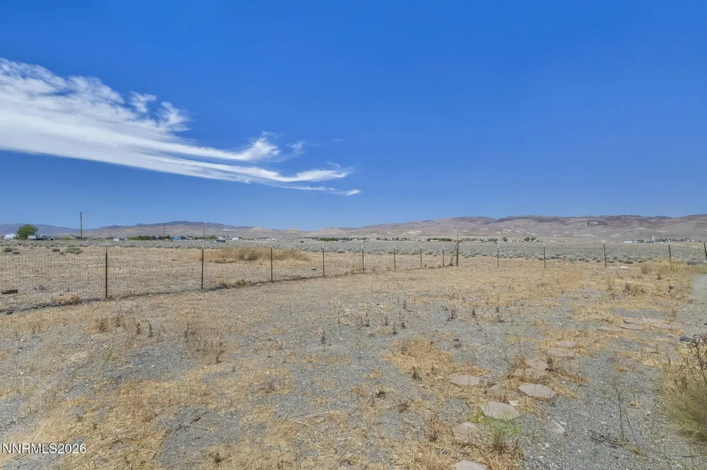 3065 Dayton Silver Springs NV 89429