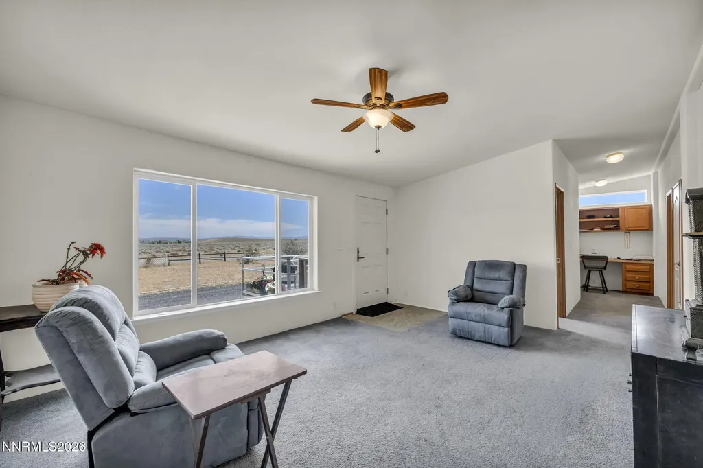 3065 Dayton Silver Springs NV 89429