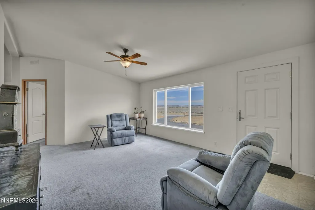 3065 Dayton Silver Springs NV 89429