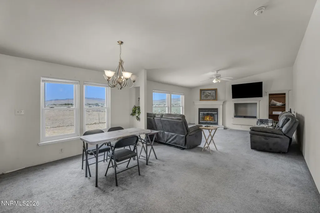 3065 Dayton Silver Springs NV 89429