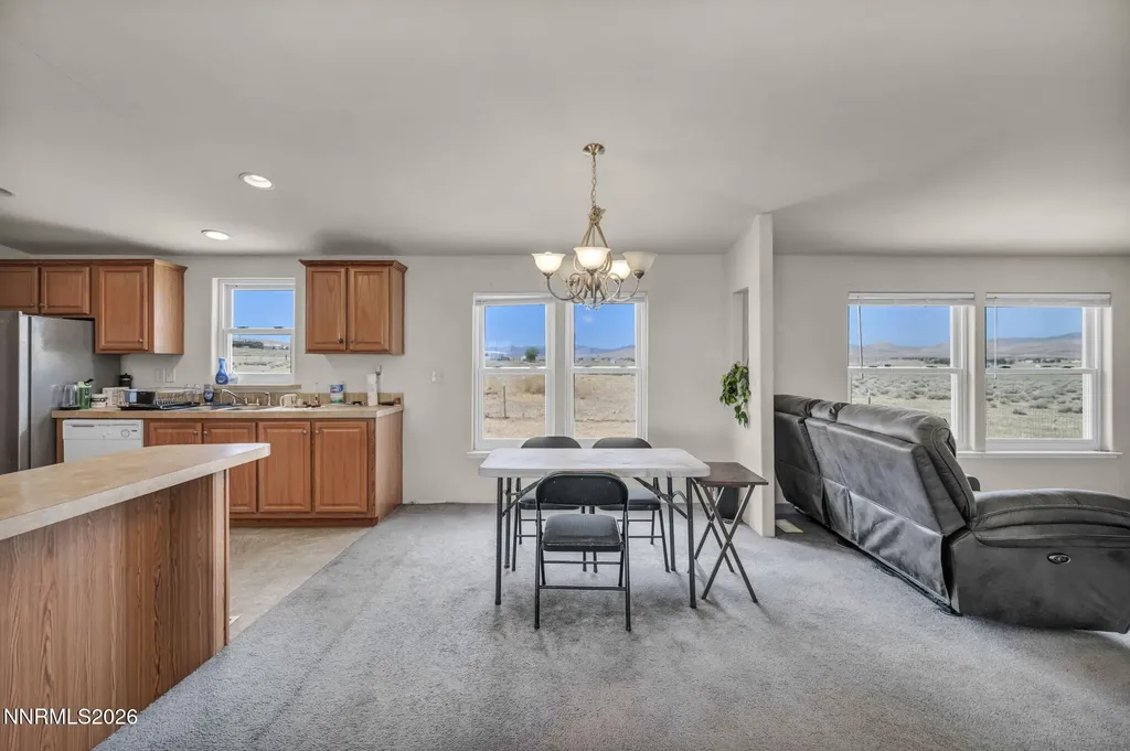 3065 Dayton Silver Springs NV 89429