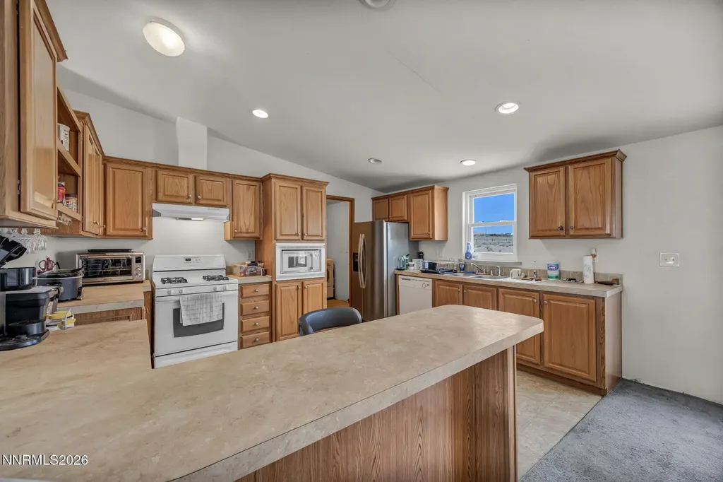 3065 Dayton Silver Springs NV 89429