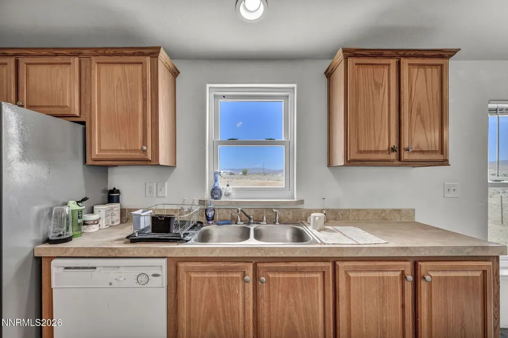 3065 Dayton Silver Springs NV 89429