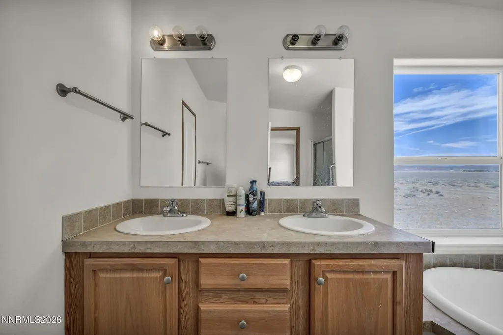 3065 Dayton Silver Springs NV 89429