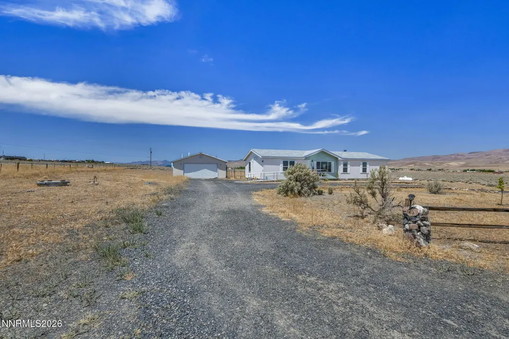 3065 Dayton Silver Springs NV 89429