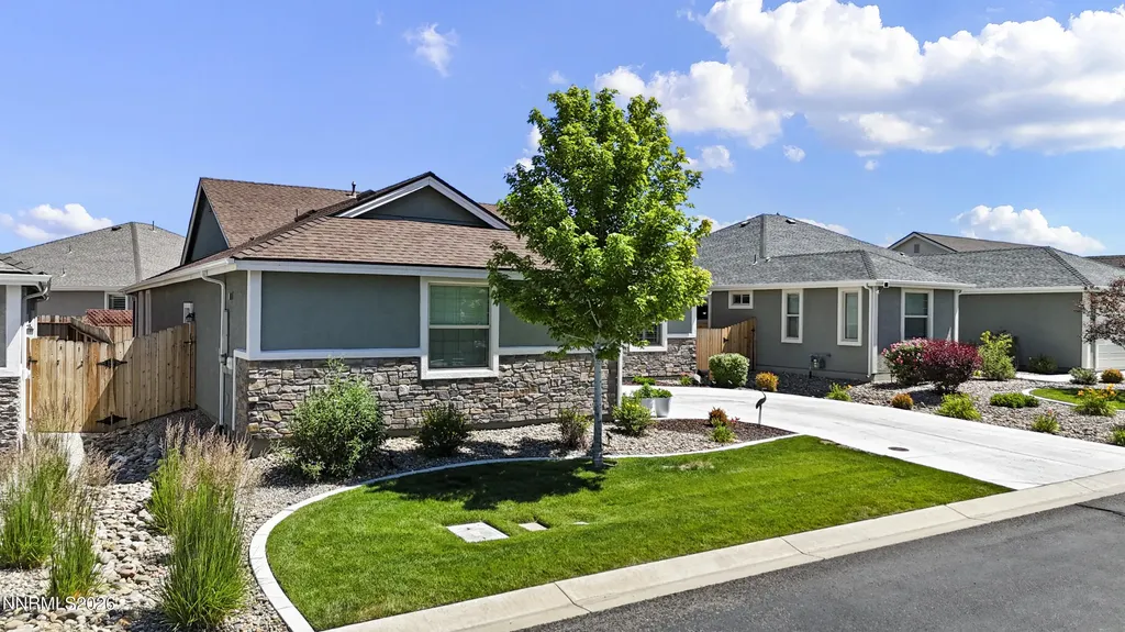 752 Cottage Gardnerville NV 89460