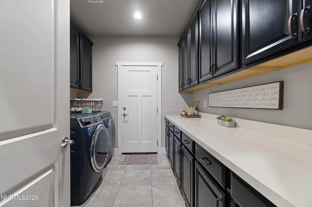 752 Cottage Gardnerville NV 89460